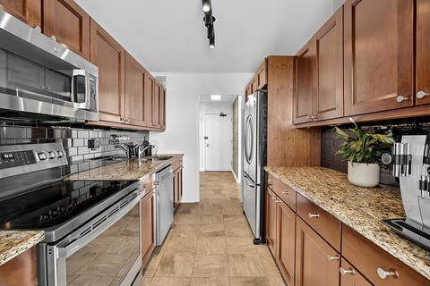 Tiny photo for 5455 N Sheridan Road #3515, Chicago, IL 60640 (MLS # 12700494)