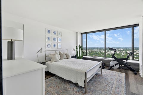 Tiny photo for 5455 N Sheridan Road #3515, Chicago, IL 60640 (MLS # 12700494)