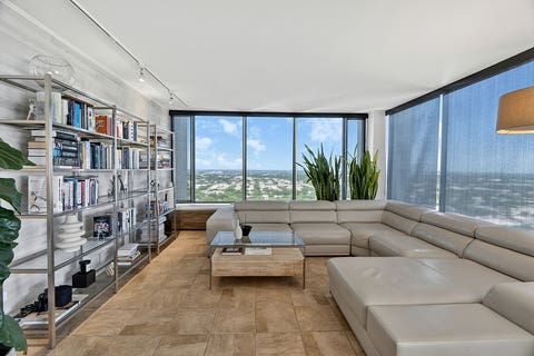 Tiny photo for 5455 N Sheridan Road #3515, Chicago, IL 60640 (MLS # 12700494)