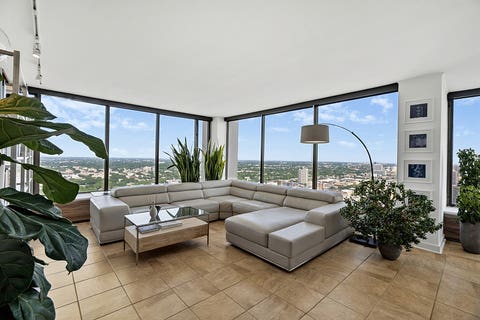 Tiny photo for 5455 N Sheridan Road #3515, Chicago, IL 60640 (MLS # 12700494)