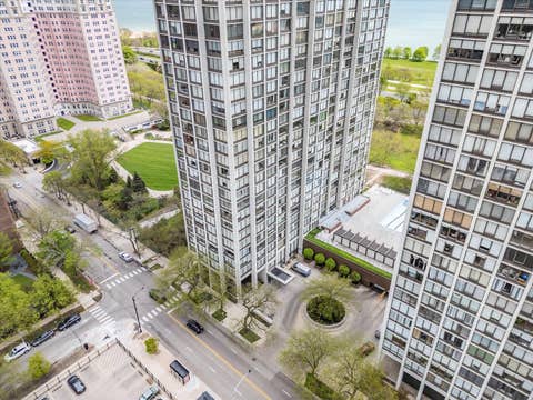 Tiny photo for 5455 N Sheridan Road #3515, Chicago, IL 60640 (MLS # 12700494)