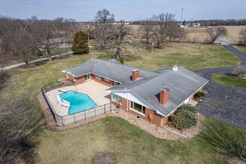 Tiny photo for 15600 Griswold Springs Road, Plano, IL 60545 (MLS # 12601452)