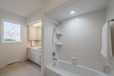 Tiny photo for 15600 Griswold Springs Road, Plano, IL 60545 (MLS # 12601452)