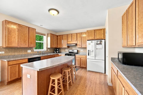 Tiny photo for 2509 BLUEWATER Drive, Wauconda, IL 60084 (MLS # 12750104)