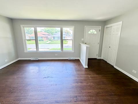 Tiny photo for 17060 Wausau Avenue, South Holland, IL 60473 (MLS # 12697287)