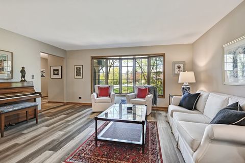 Tiny photo for 5631 S Elm Street, Hinsdale, IL 60521 (MLS # 12688728)