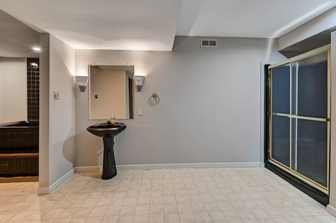 Tiny photo for 5631 S Elm Street, Hinsdale, IL 60521 (MLS # 12688728)