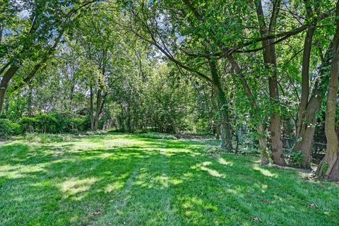 Tiny photo for 5631 S Elm Street, Hinsdale, IL 60521 (MLS # 12688728)