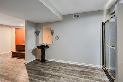 Tiny photo for 5631 S Elm Street, Hinsdale, IL 60521 (MLS # 12688728)