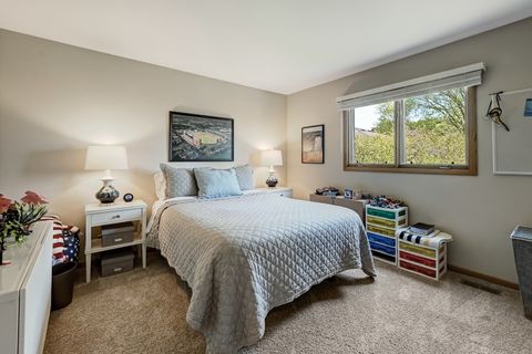 Tiny photo for 5631 S Elm Street, Hinsdale, IL 60521 (MLS # 12688728)