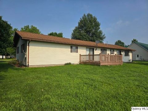 Tiny photo for 400 N 4th Street, Carthage, IL 62321 (MLS # 12435747)