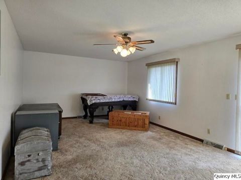 Tiny photo for 400 N 4th Street, Carthage, IL 62321 (MLS # 12435747)