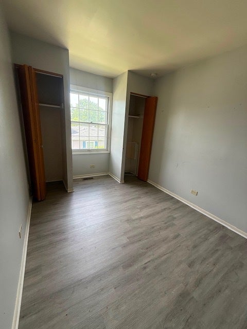 Tiny photo for 1302 Kingsbury Drive #E, Hanover Park, IL 60133 (MLS # 12663262)