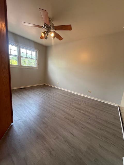 Tiny photo for 1302 Kingsbury Drive #E, Hanover Park, IL 60133 (MLS # 12663262)