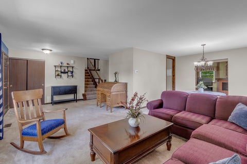 Tiny photo for 511 Heather Lane, Carol Stream, IL 60188 (MLS # 12716186)