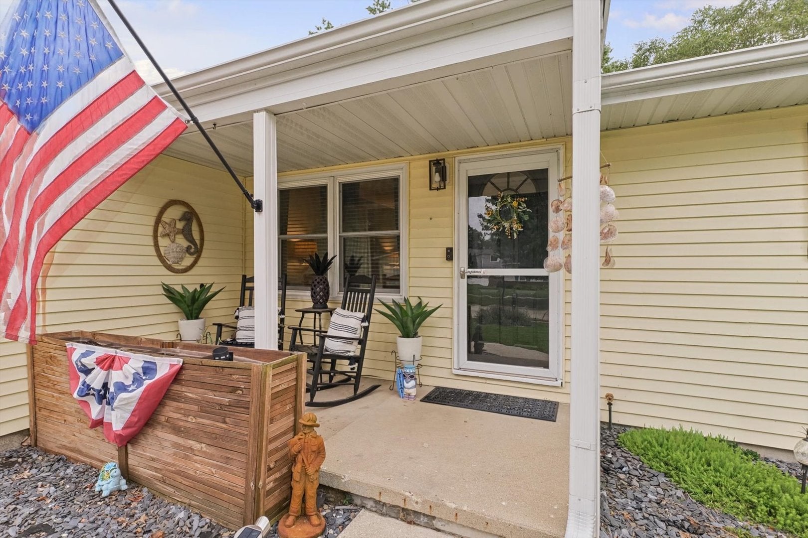 2201 Clover Lane