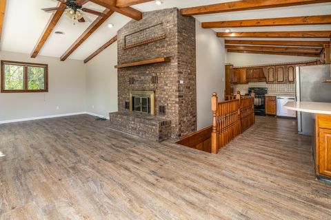 Tiny photo for 135 Ashwood Lane, Anna, IL 62906 (MLS # 12611262)