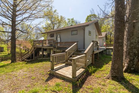 Tiny photo for 135 Ashwood Lane, Anna, IL 62906 (MLS # 12611262)