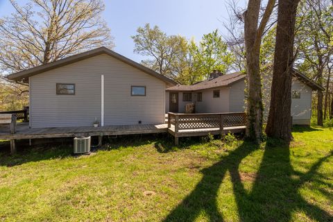 Tiny photo for 135 Ashwood Lane, Anna, IL 62906 (MLS # 12611262)