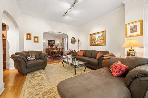 Tiny photo for 5725 N SACRAMENTO Avenue, Chicago, IL 60659 (MLS # 12722642)