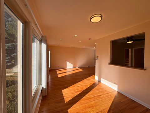 Tiny photo for 1042 W Central Road, Mount Prospect, IL 60056 (MLS # 12515216)