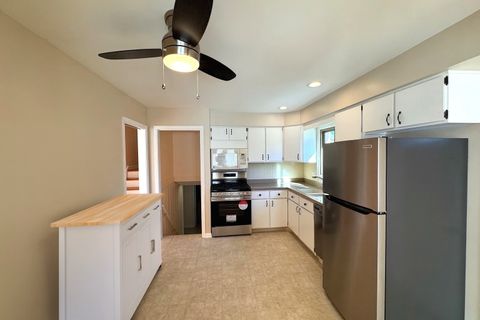 Tiny photo for 1042 W Central Road, Mount Prospect, IL 60056 (MLS # 12515216)