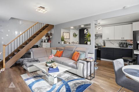 Tiny photo for 551 Sidney Avenue #B, Glendale Heights, IL 60139 (MLS # 12514812)