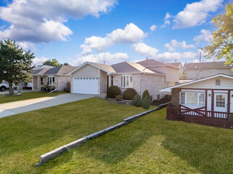 Tiny photo for 8518 S 79th Court, Justice, IL 60458 (MLS # 12477372)