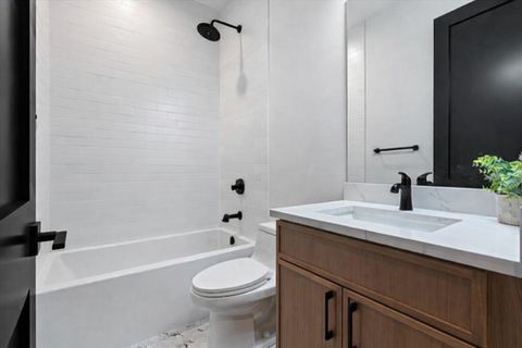 Tiny photo for 2636 W EVERGREEN Avenue #2, Chicago, IL 60622 (MLS # 12550180)