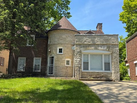 9340 S Vanderpoel Avenue Chicago IL 60643
