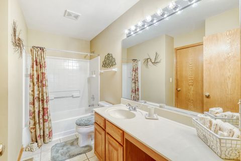 Tiny photo for 1769 Concord Drive, Glendale Heights, IL 60139 (MLS # 12610472)