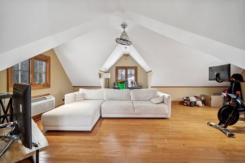 Tiny photo for 568 Burton Avenue, Highland Park, IL 60035 (MLS # 12547914)