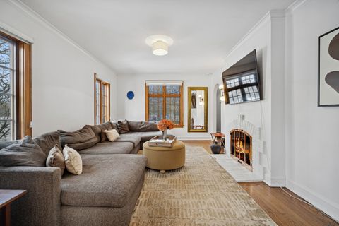 Tiny photo for 568 Burton Avenue, Highland Park, IL 60035 (MLS # 12547914)