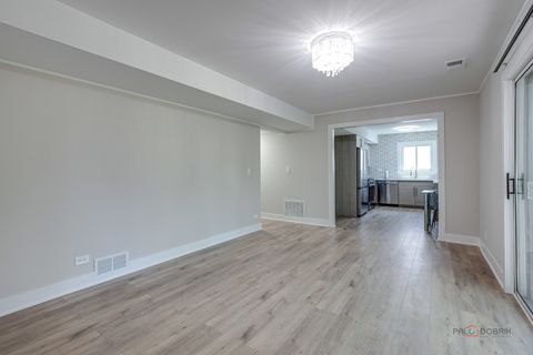 Tiny photo for 5190 Chambers Drive, Hoffman Estates, IL 60010 (MLS # 12508948)