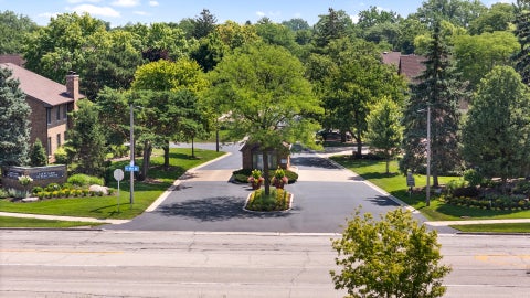 Tiny photo for 22 Kings Court #22, Westchester, IL 60154 (MLS # 12698193)