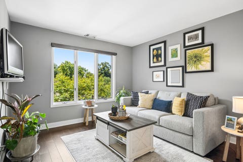 Tiny photo for 22 Kings Court #22, Westchester, IL 60154 (MLS # 12698193)
