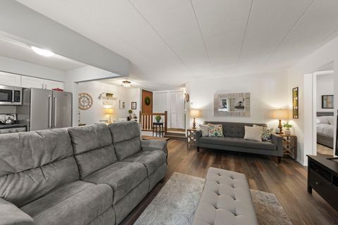 Tiny photo for 404 Melrose Avenue #103, Glen Ellyn, IL 60137 (MLS # 12557411)