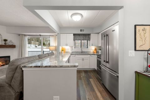 Tiny photo for 404 Melrose Avenue #103, Glen Ellyn, IL 60137 (MLS # 12557411)