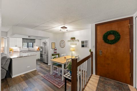 Tiny photo for 404 Melrose Avenue #103, Glen Ellyn, IL 60137 (MLS # 12557411)