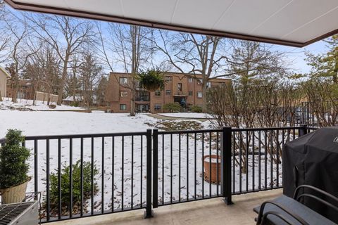 Tiny photo for 404 Melrose Avenue #103, Glen Ellyn, IL 60137 (MLS # 12557411)