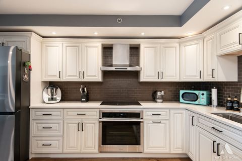 Tiny photo for 10420 Circle Drive #47B, Oak Lawn, IL 60453 (MLS # 12513925)