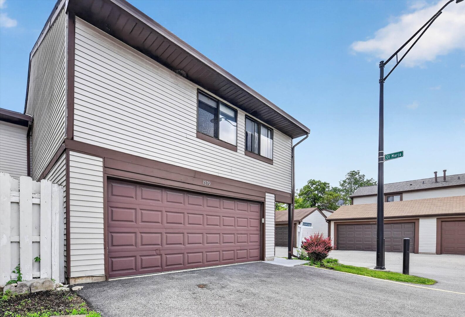 1379 Court Marguerite Court