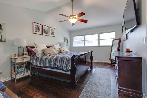 Tiny photo for 1708 Park Crest Court, Libertyville, IL 60048 (MLS # 12453281)