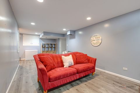 Tiny photo for 1708 Park Crest Court, Libertyville, IL 60048 (MLS # 12453281)