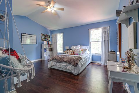 Tiny photo for 1708 Park Crest Court, Libertyville, IL 60048 (MLS # 12453281)