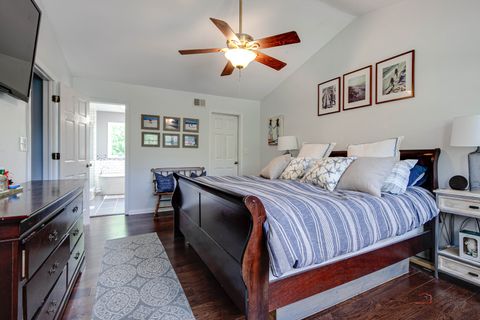 Tiny photo for 1708 Park Crest Court, Libertyville, IL 60048 (MLS # 12453281)