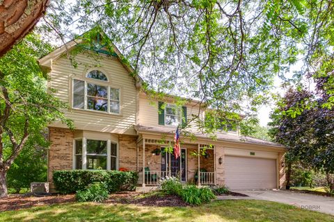 Photo of 1708 Park Crest Court, Libertyville, IL 60048 (MLS # 12453281)