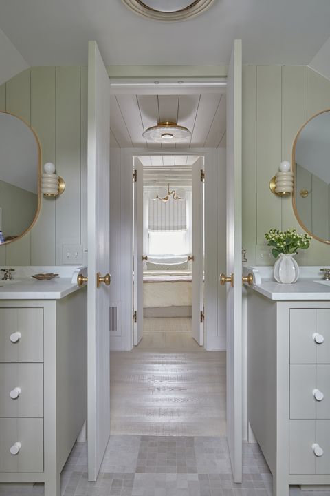 Tiny photo for 319 W Lake Street, Barrington, IL 60010 (MLS # 12452847)