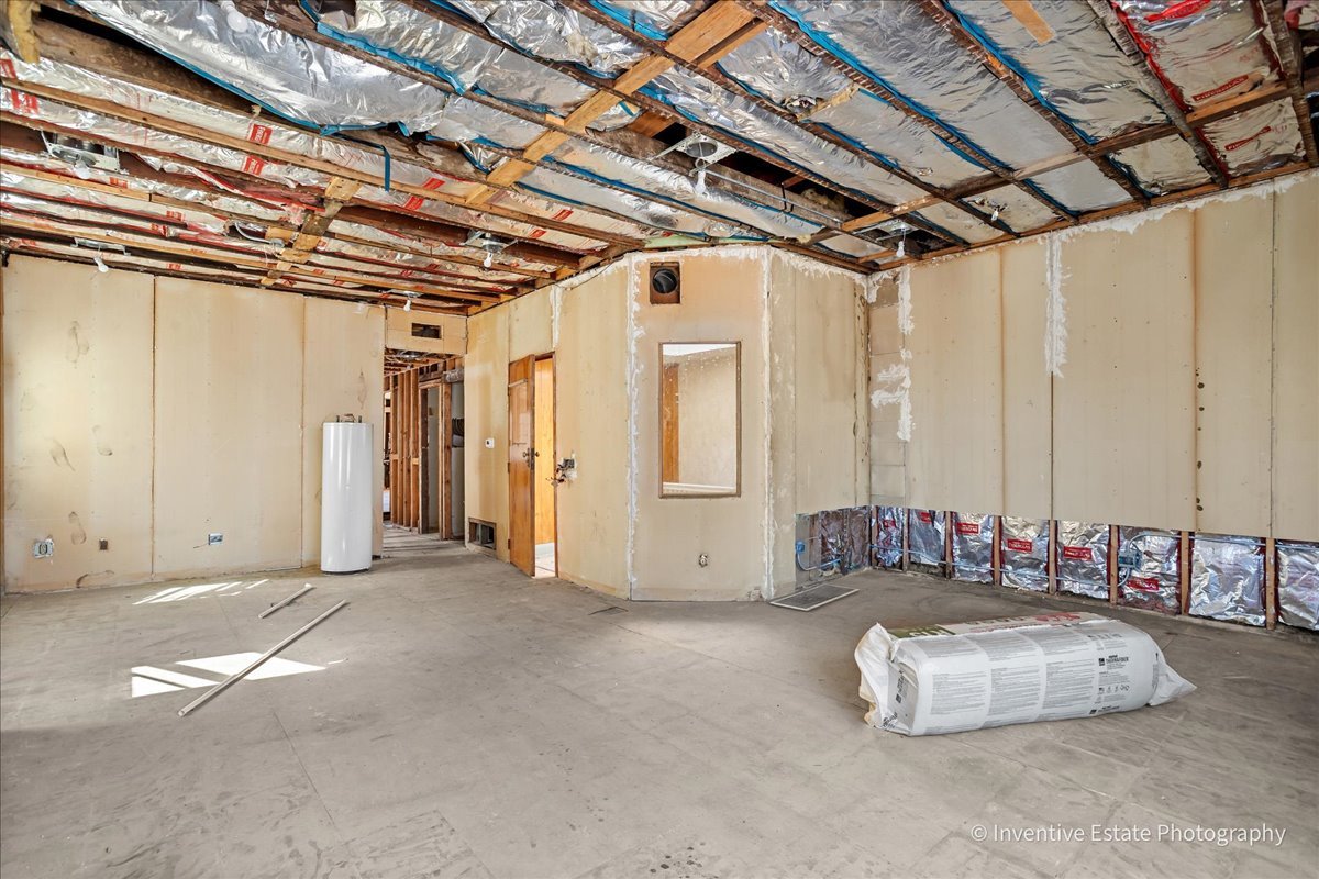 3636 N Ashland Avenue