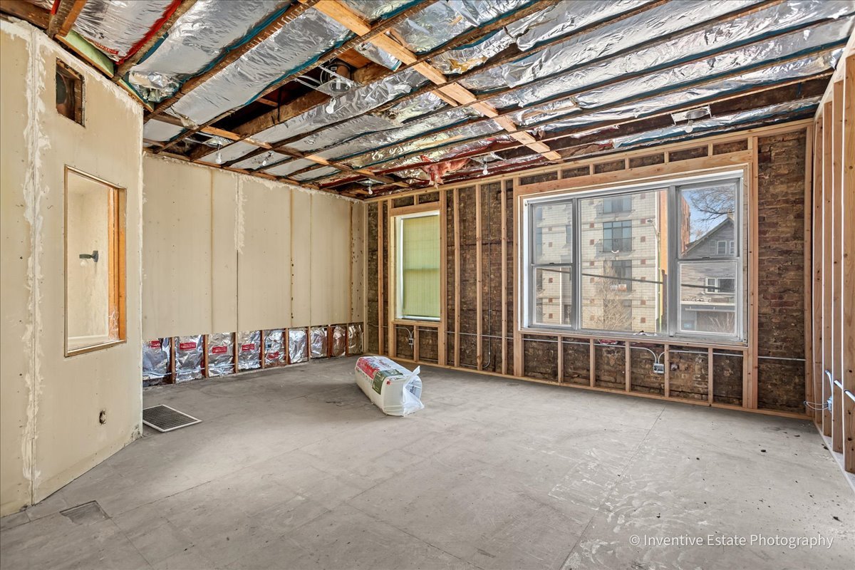 3636 N Ashland Avenue